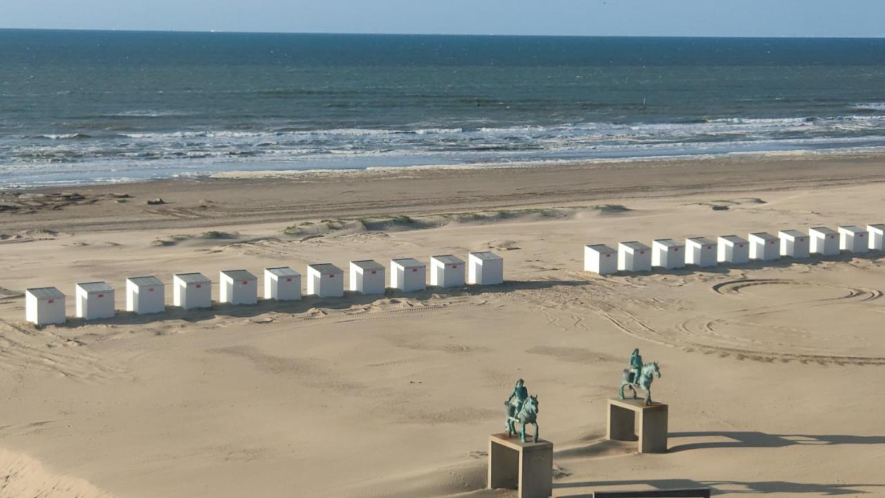 Zeezicht Vanop Het 6 De Verdiep Oostduinkerke Kültér fotó